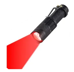 Lampe de poche à lumière rouge